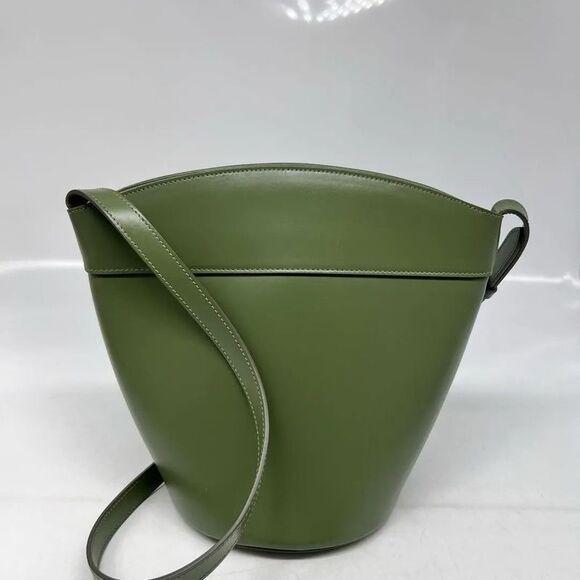 Celine Women Pre-Loved Bag Very Good Condition - Picture 4 of 9